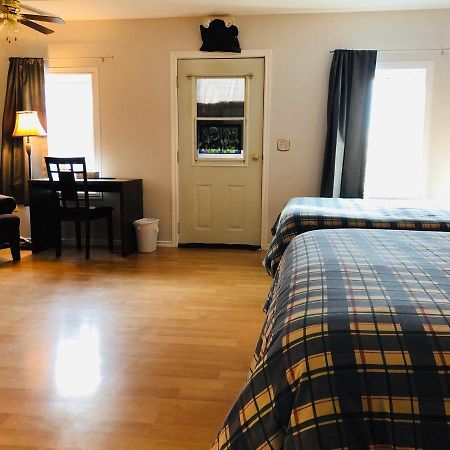 Downtown Whitehorse 2 Bedroom House Extérieur photo